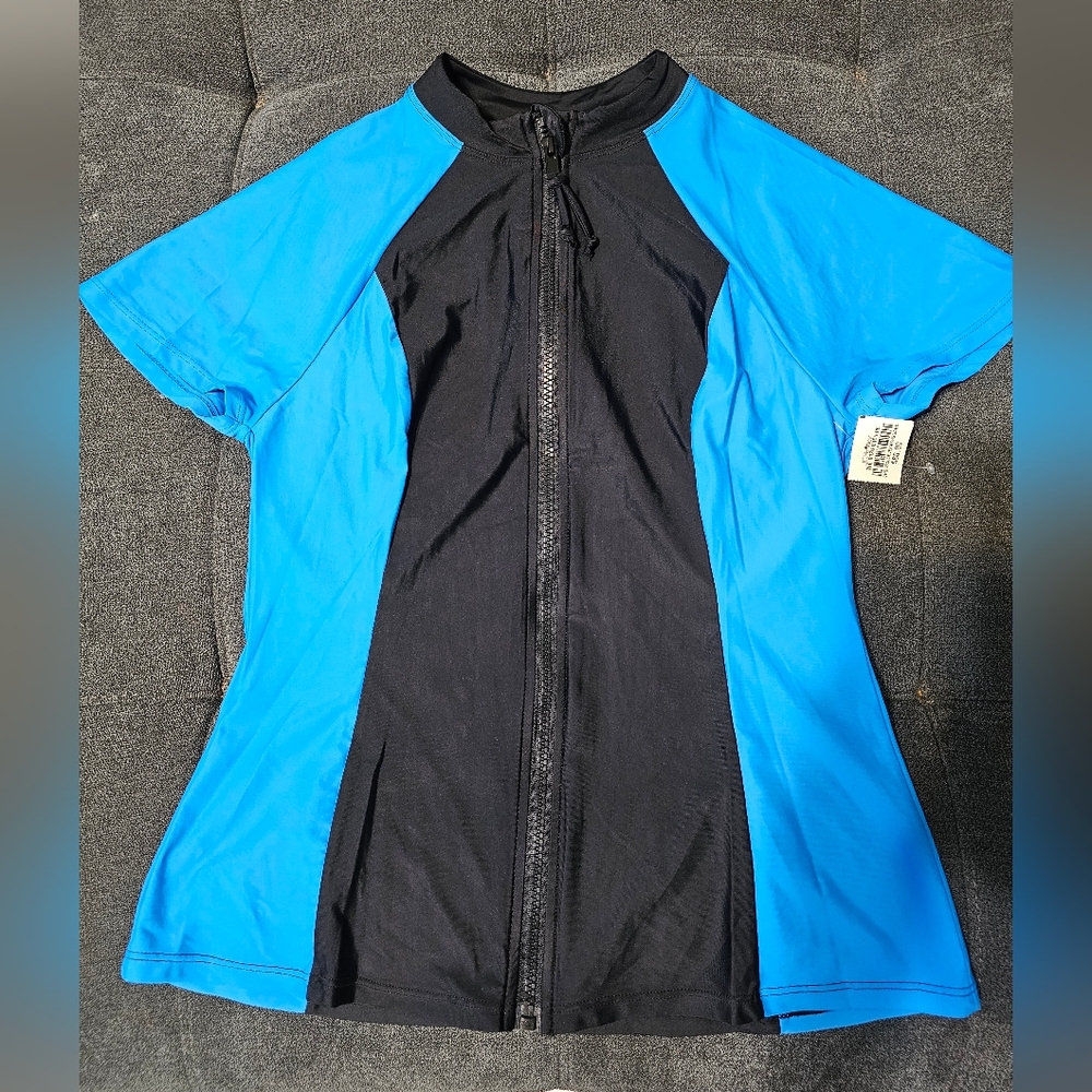 Sports Illustrated Swim Black and Blue Short Sleeve Zip Rash Guard